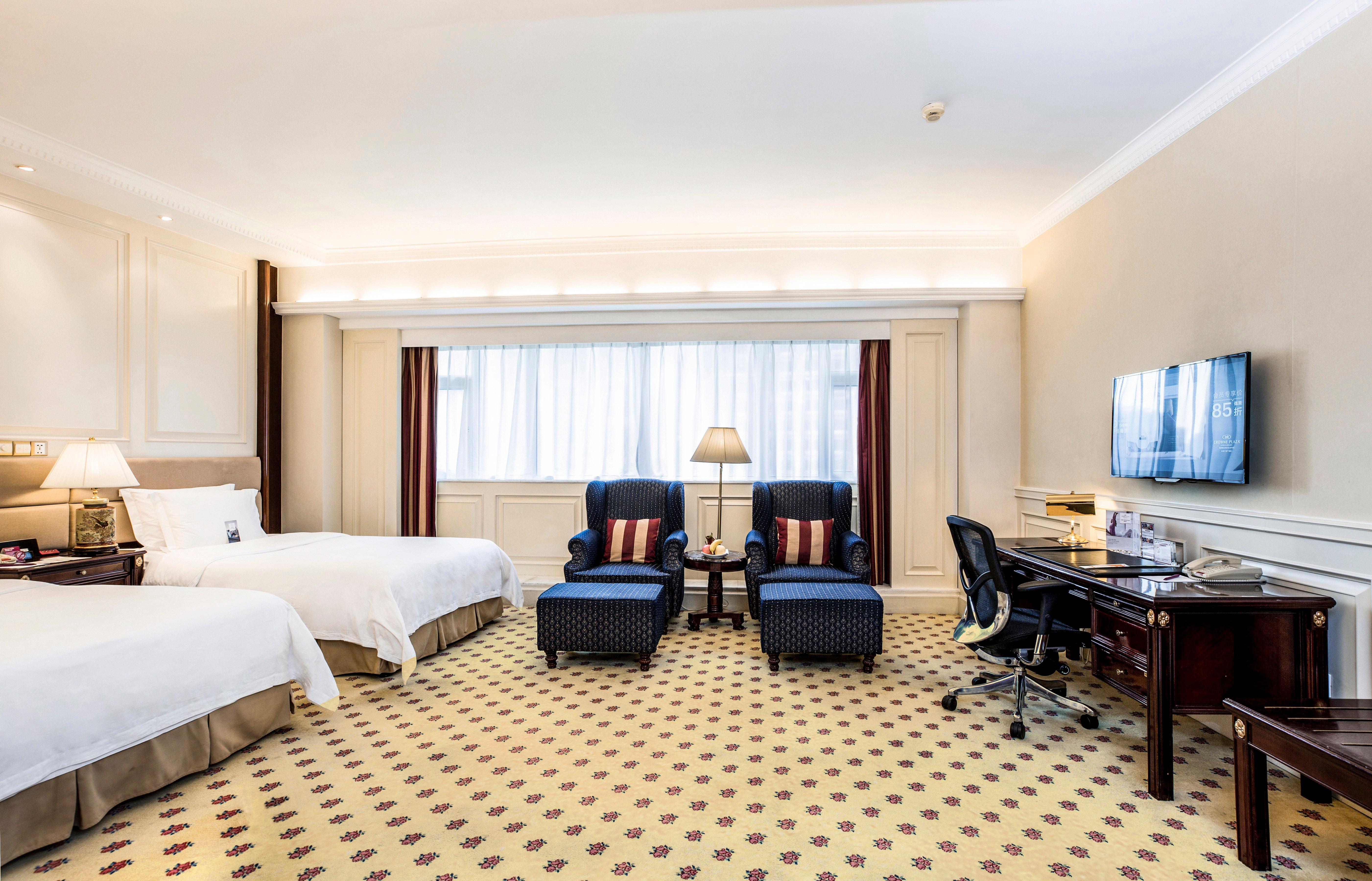 Crowne Plaza Landmark Shenzhen: Border-Close Retreat with Heated Pool Exterior photo