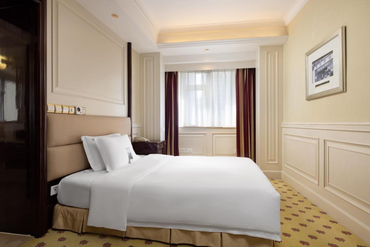 Crowne Plaza Landmark Shenzhen: Border-Close Retreat with Heated Pool Exterior photo