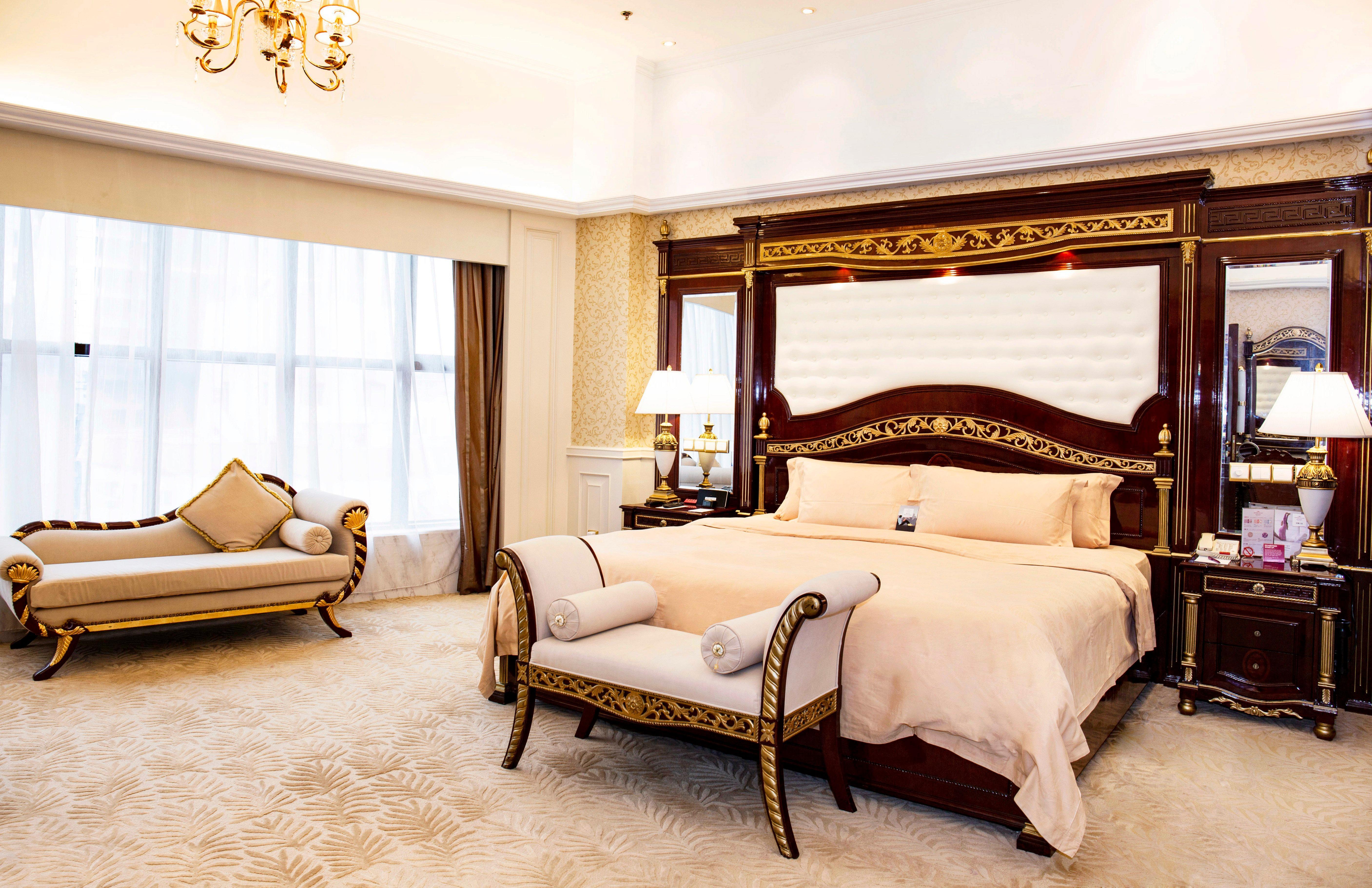 Crowne Plaza Landmark Shenzhen: Border-Close Retreat with Heated Pool Exterior photo